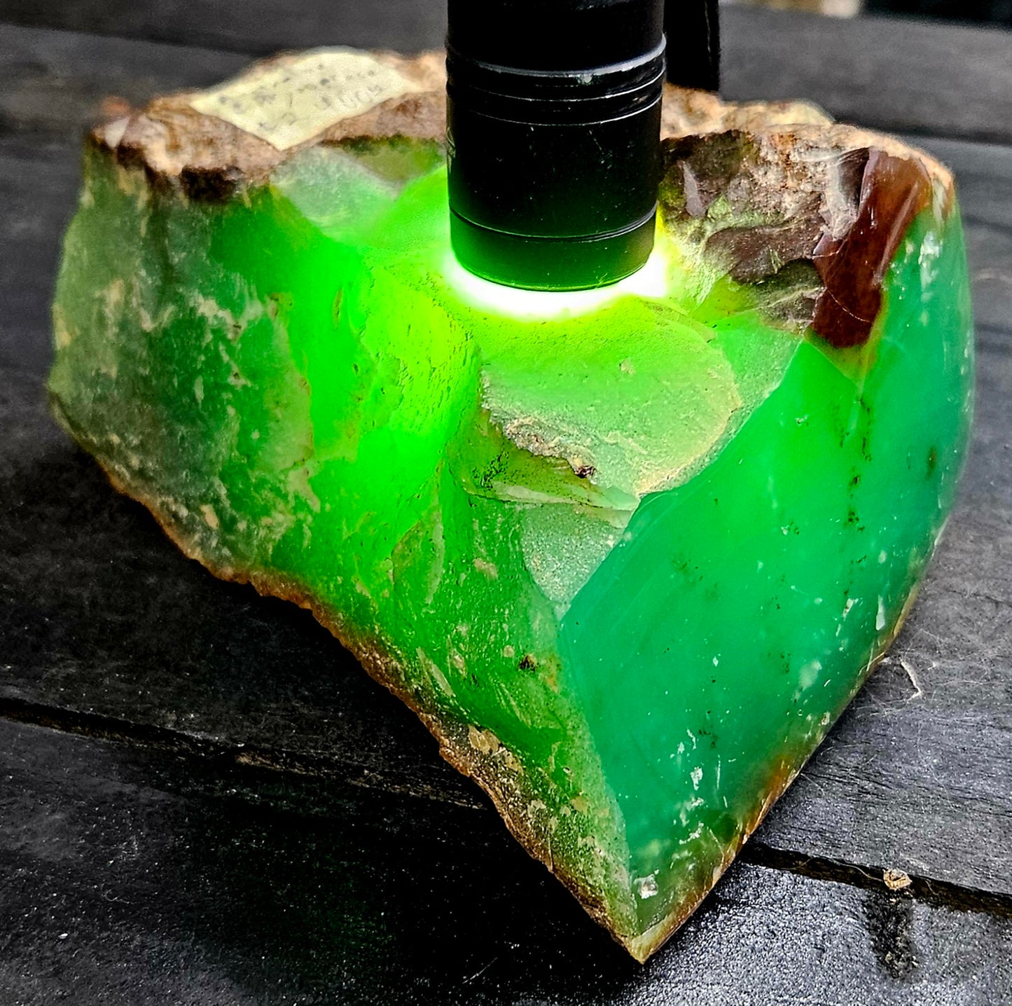 Chrysoprase alter stone with light
