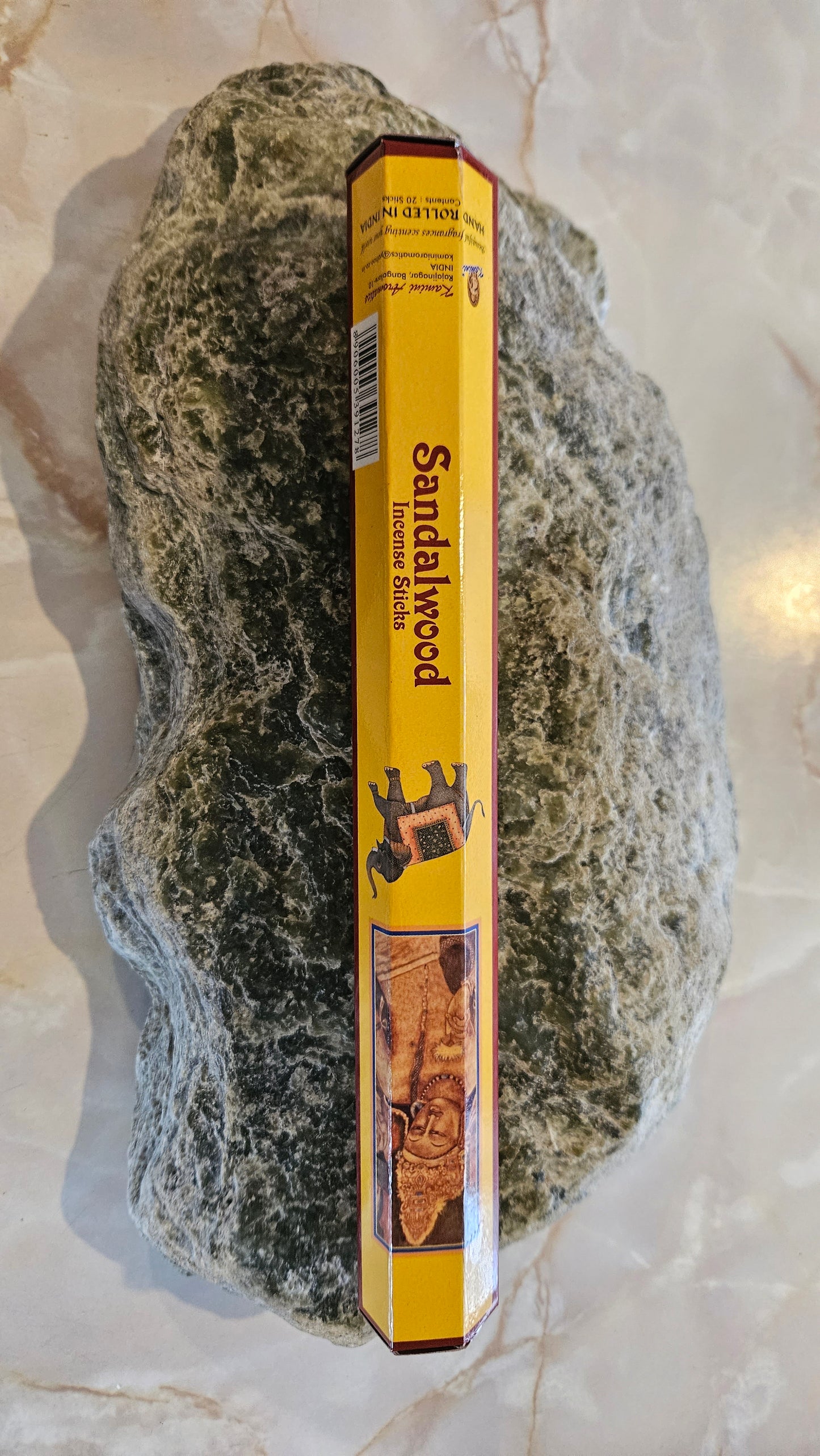 Kamini Sandalwood Incense, pack of 20 incense sticks, hand rolled in India, 20 gram sticks, 250mm long